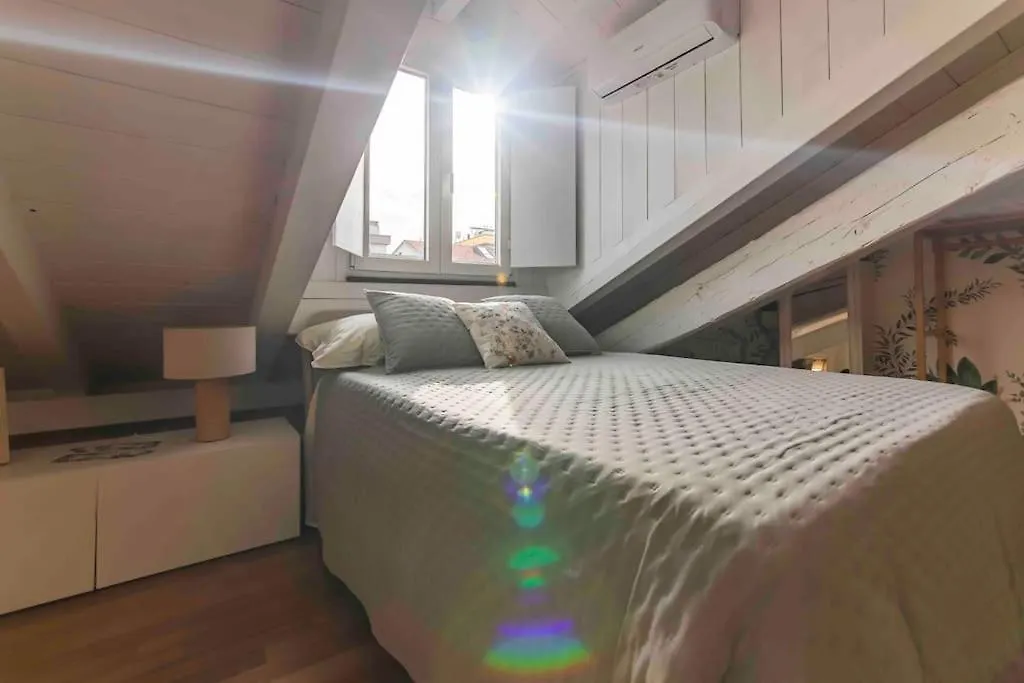 Apartamento La Tana Del Bianconiglio - Rabbit Hole Milán